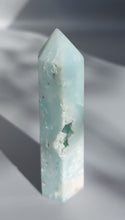 Laden Sie das Bild in den Galerie-Viewer, Blauer Aragonit Turm 1